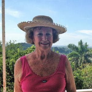 Meet your Posher, Nancy